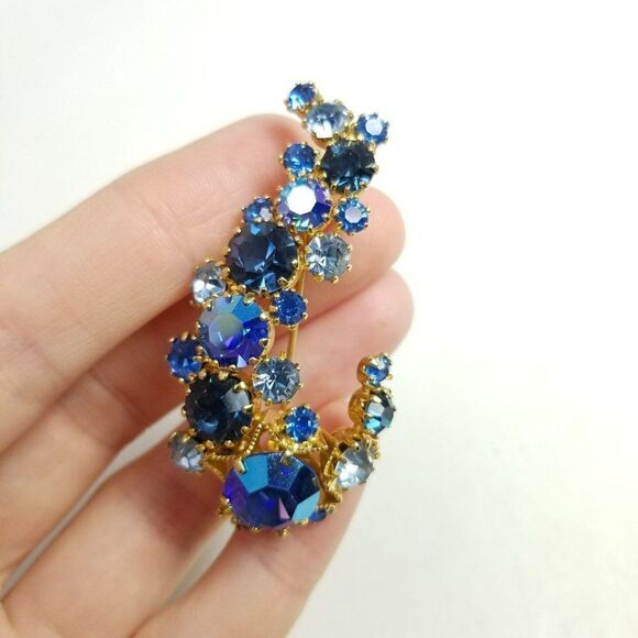 Vintage Blue Rhinestone Cluster Brooch, Made in Austria, Retro 50s Sparkle - Picture 2 of 7